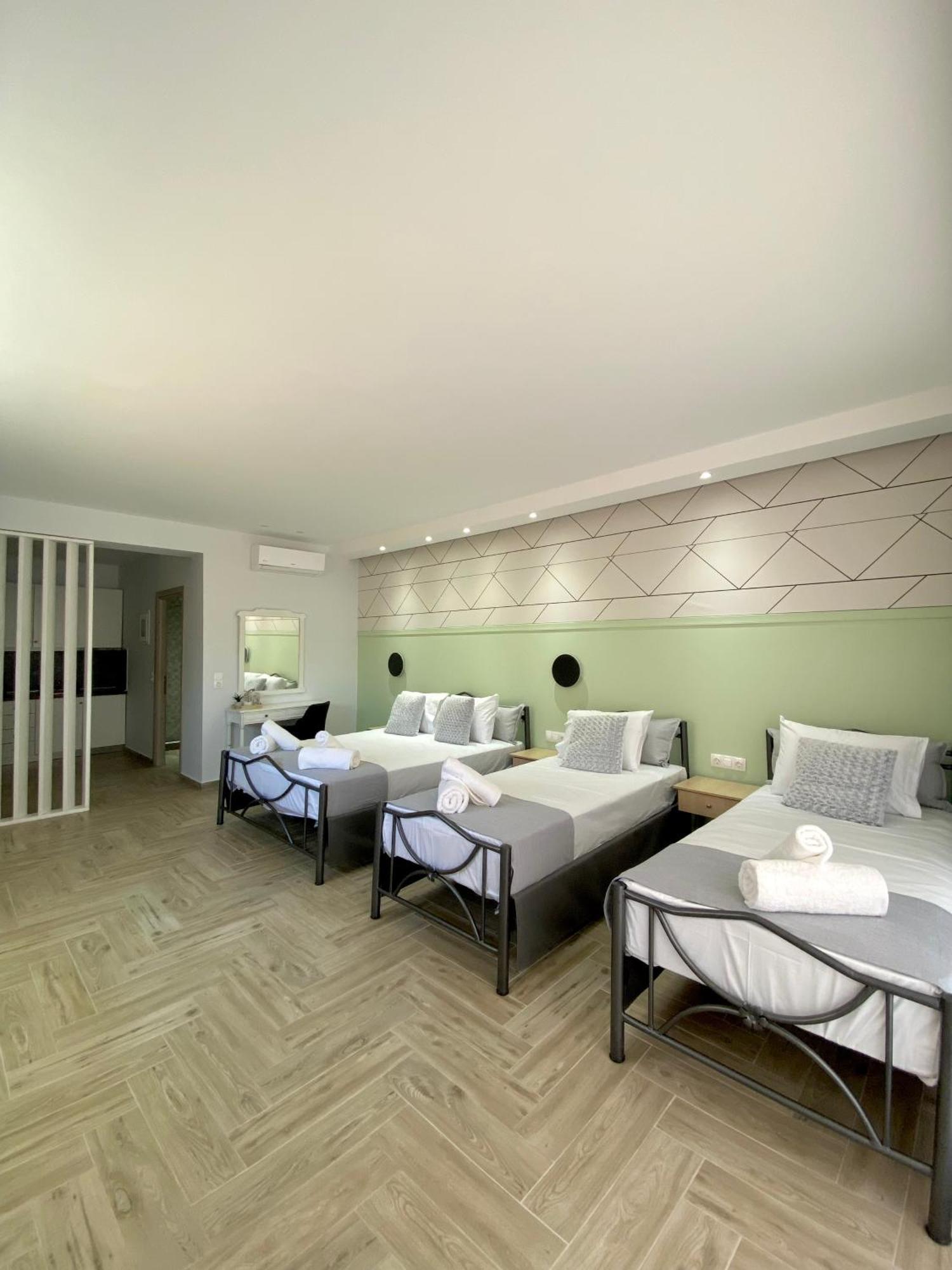 Thea Apartments Skála Marión Екстериор снимка